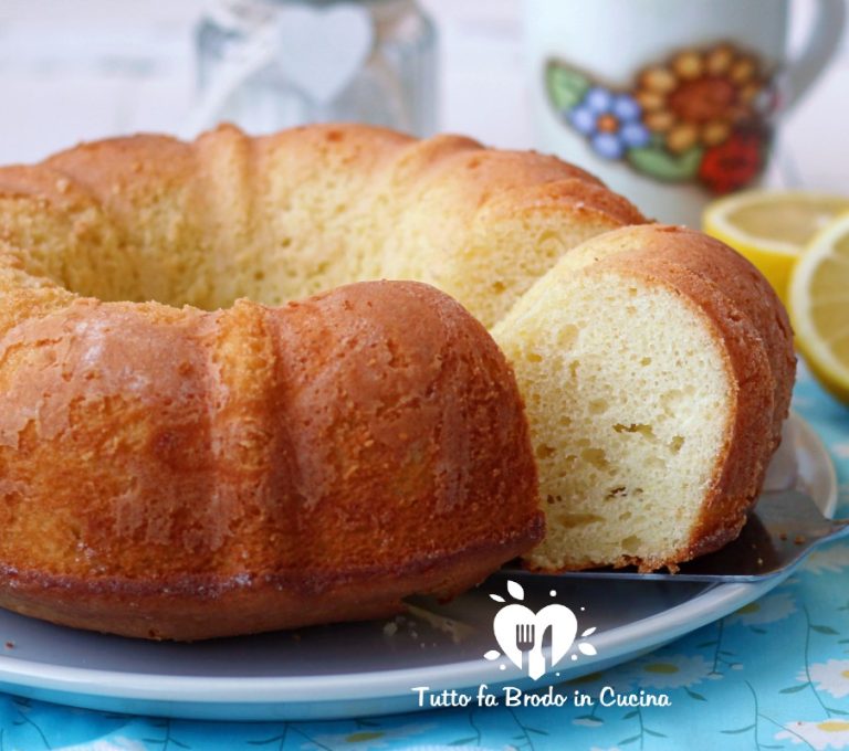 Ciambella Allo Yogurt E Limone Morbidissima Tutto Fa Brodo In Cucina