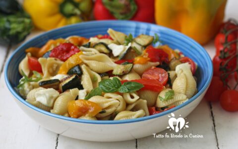 Pasta Fredda Al Pesto Con Olive E Pomodorini Tutto Fa Brodo In Cucina