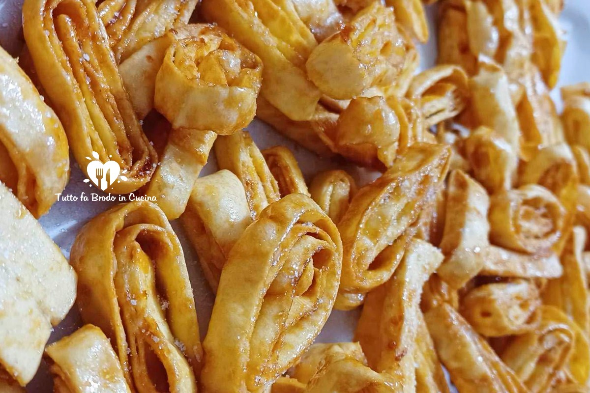 TAGLIATELLE FRITTE AL LIMONE O ARANCIA Bolognesi Tutto Fa Brodo In Cucina