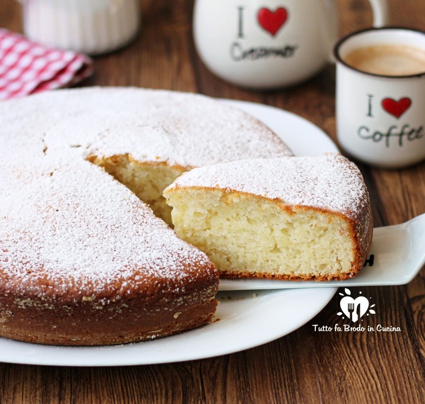 Torta Allo Yogurt Senza Uova Morbidissima Con Vasetti Di Yogurt