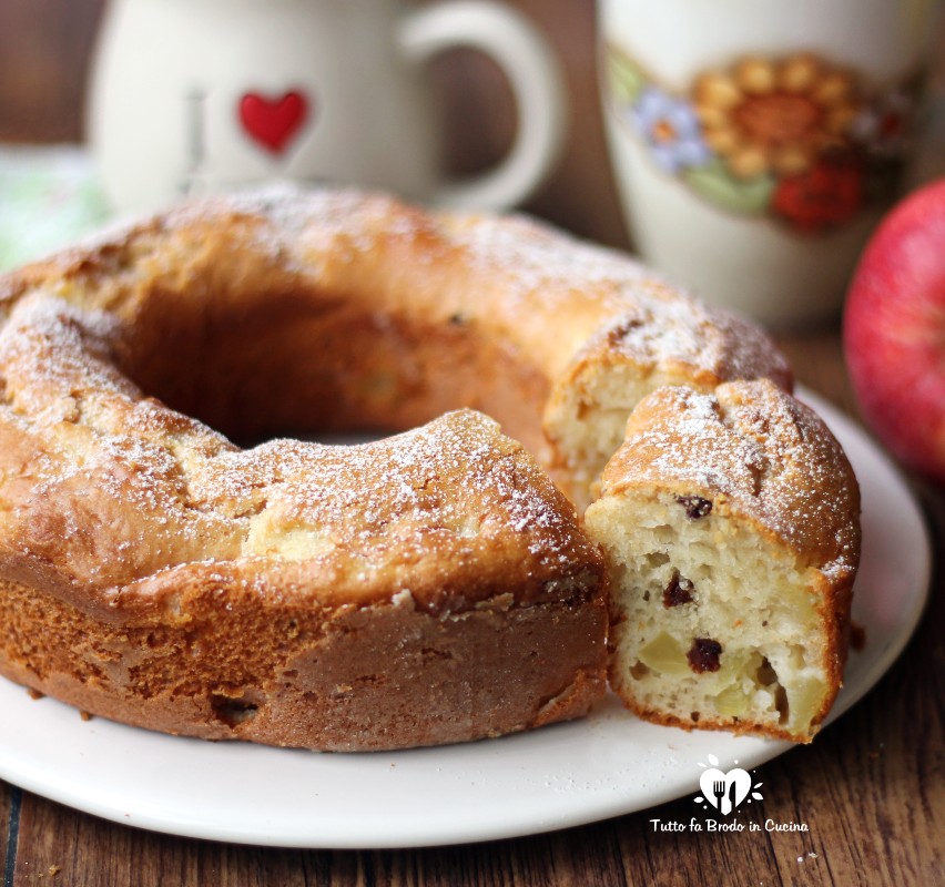 Ciambella a vasetti mele e uvetta facile, veloce e morbidissima - Viaggia  in cucina con Franci