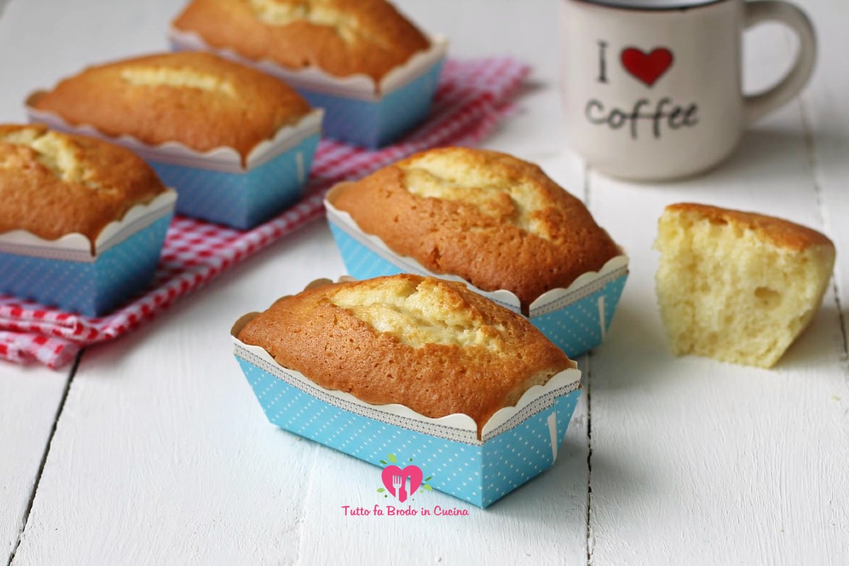 MINI PLUMCAKE ALLO YOGURT BIMBY - Tutto fa Brodo in Cucina