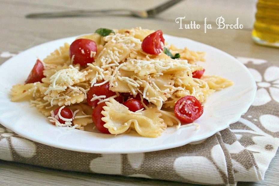PASTA FREDDA POMODORINI E RICOTTA SALATA | Tutto fa Brodo ...