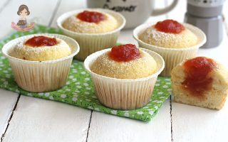 MUFFIN CUOR DI MARMELLATA