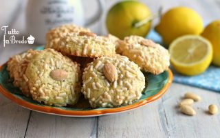 BISCOTTI-AL-LIMONE-E-MANDORLE