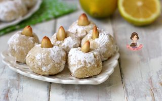 PASTICCINI ALLE MANDORLE E LIMONE