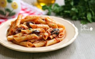 PASTA AL TONNO E OLIVE