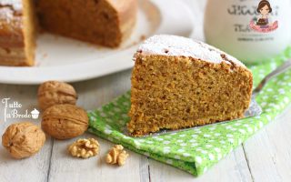 TORTA ALLE CAROTE E NOCI