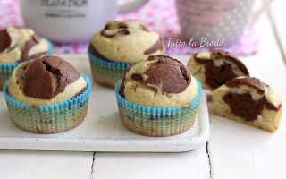 MUFFIN-BICOLORE-ALLA-BANANA