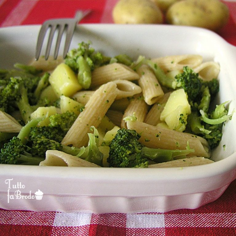 PASTA AI BROCCOLI E PATATE saltata in padella Tutto fa Brodo in Cucina