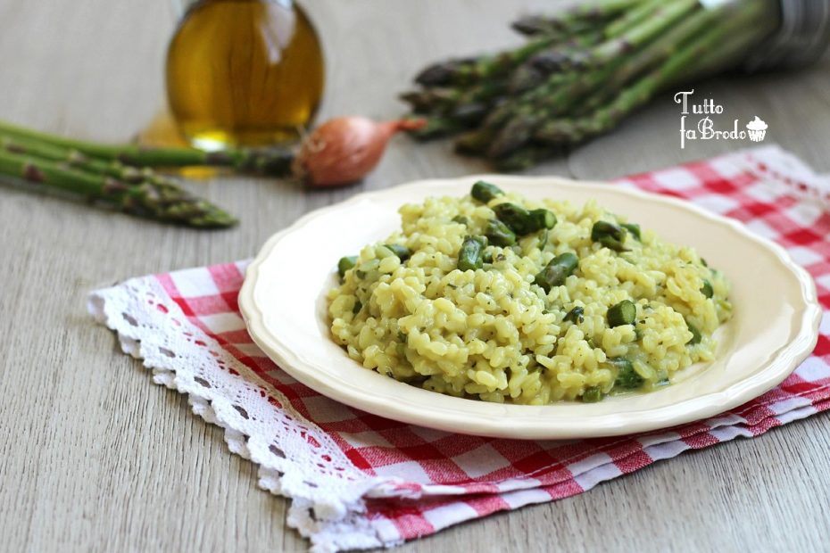 RISOTTO AGLI ASPARAGI E ZAFFERANO Tutto fa Brodo in Cucina