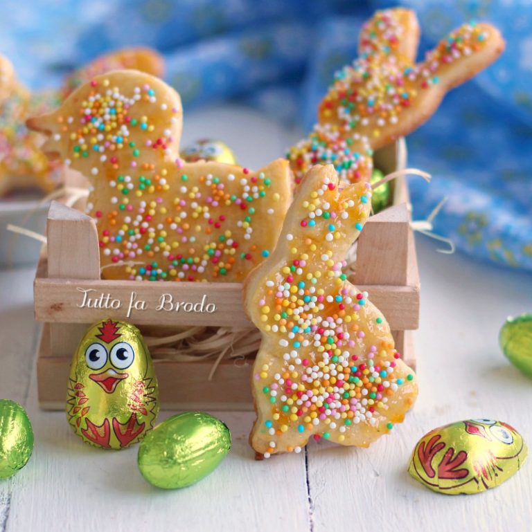 Biscotti Di Pasqua Con Zuccherini Colorati Tutto Fa Brodo In Cucina