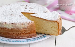 TORTA-ALLO-YOGURT