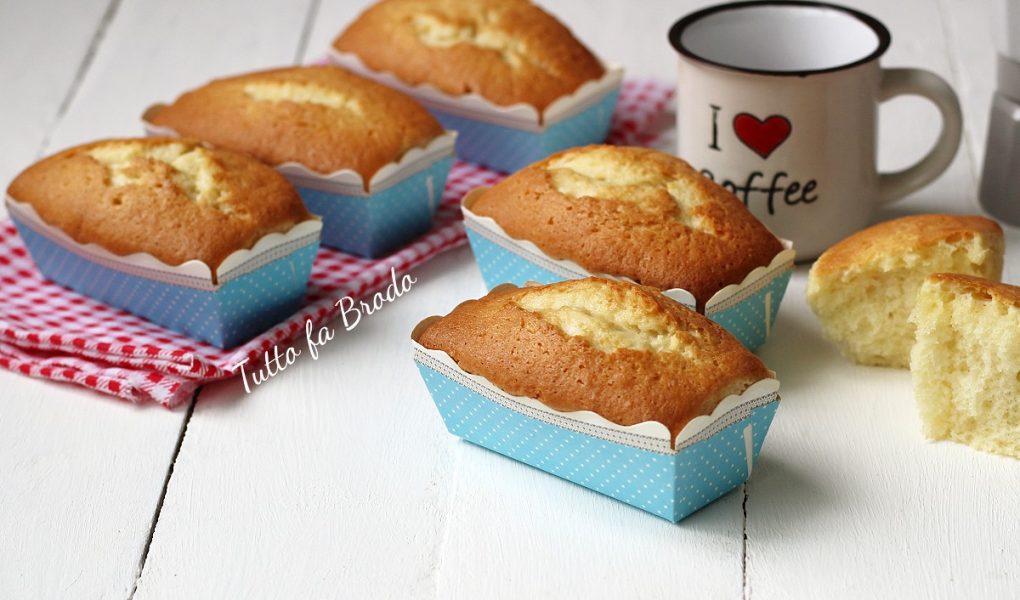 MINI PLUMCAKE ALLO YOGURT senza burro | Tutto fa Brodo in ...