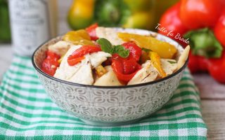 INSALATA FREDDA DI POLLO E PEPERONI