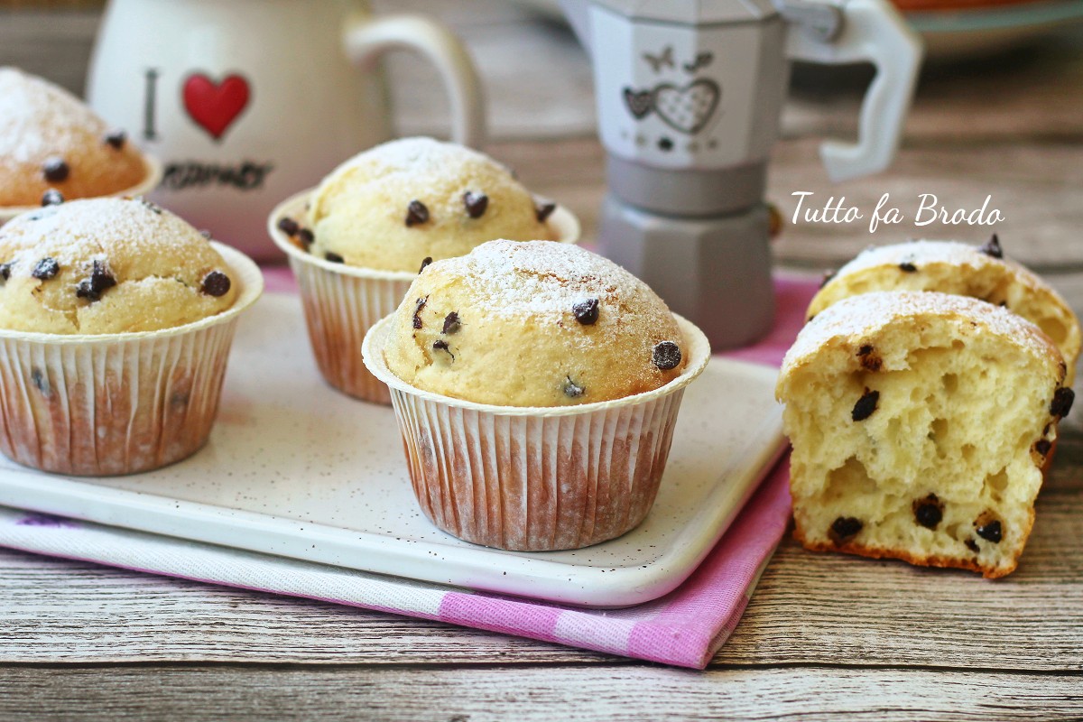 Muffin Allo Yogurt Greco Con Gocce Di Cioccolato Tutto Fa Brodo In Cucina