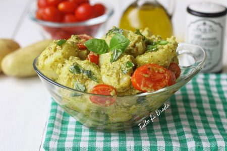 insalata di patate al pesto e pomodorini