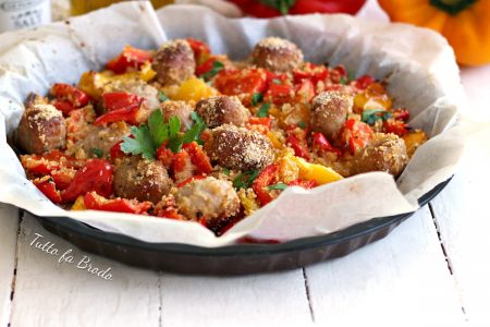 PEPERONI E POLPETTE AL FORNO