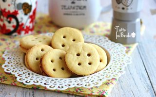 BISCOTTI BAIOCCHI FATTI IN CASA