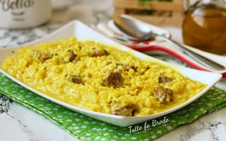 RISOTTO ALLO ZAFFERANO E SALSICCIA