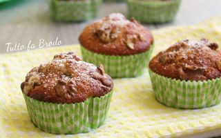 MUFFIN ALLA BANANA CON NOCI