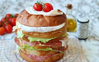 PANETTONE-GASTRONOMICO-AI-SALUMI