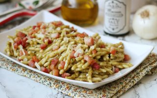 TROFIE AL PESTO E SPECK