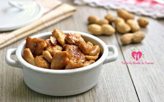 BOCCONCINI DI POLLO ALLE ARACHIDI