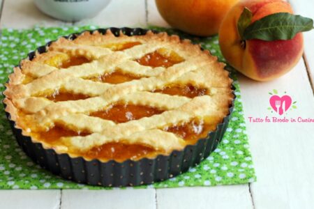 CROSTATA CON MARMELLATA DI PESCHE