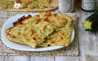 SCHIACCIATINA DI ZUCCHINE AL FORNO