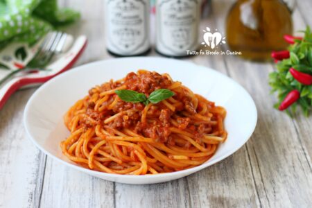 SPAGHETTI AL RAGU'