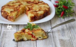 FRITTATA DI PATATE E PEPERONI