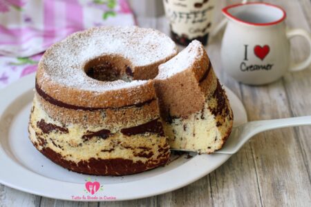 CHIFFON CAKE BICOLORE AL CAFFE' E CACAO