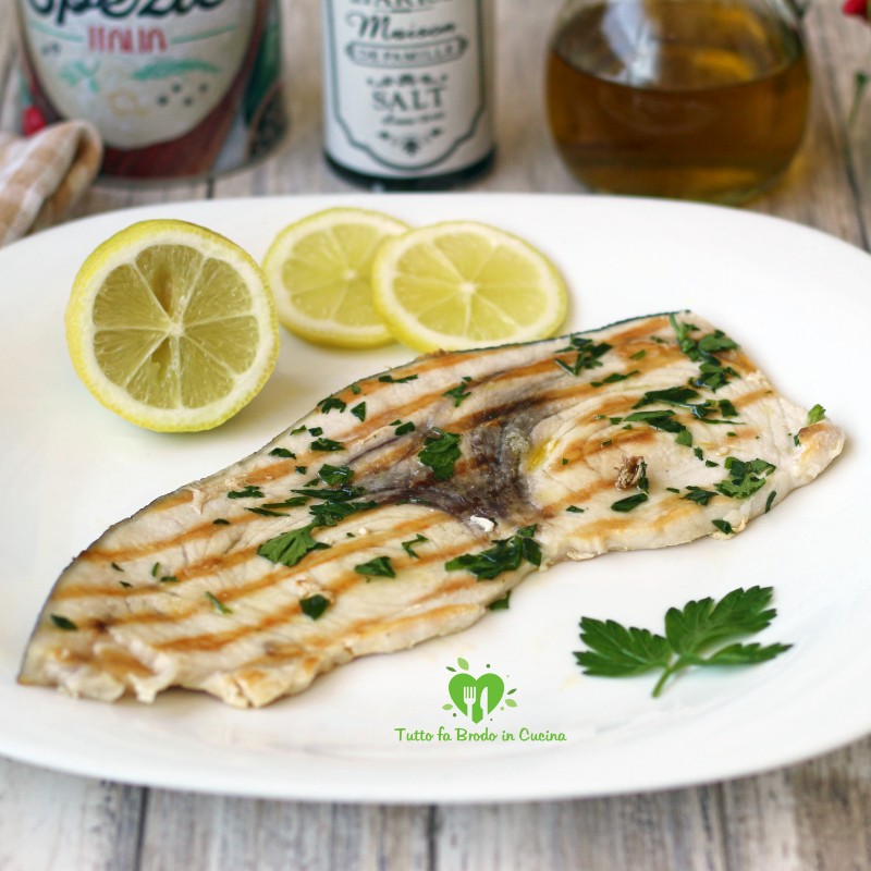 PESCE SPADA PREZZEMOLATO AL LIMONE