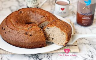 CIAMBELLA AL LATTE D'AVENA E CACAO