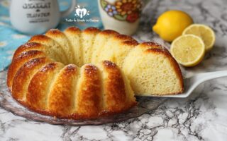 CIAMBELLA AL LIMONE E YOGURT MORBIDISSIMA