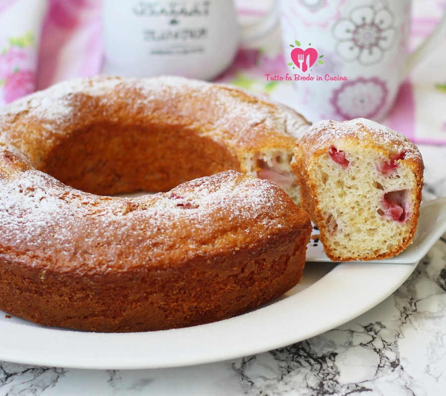 Ciambella Allo Yogurt Greco E Fragole Anche Bimby Tutto Fa Brodo In