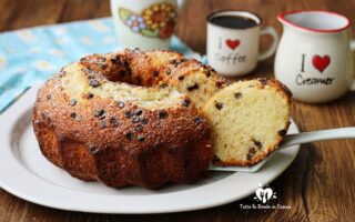 CIAMBELLA ALLO YOGURT E COCCO