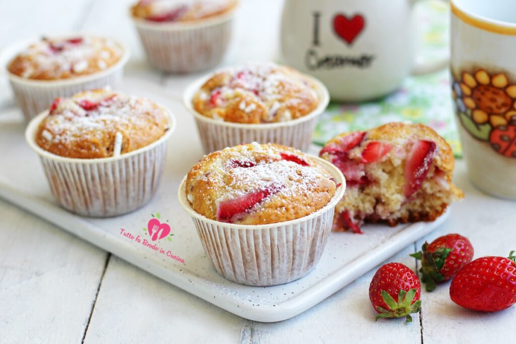 Muffin Alle Fragole Soffici Senza Lattosio Tutto Fa Brodo In Cucina