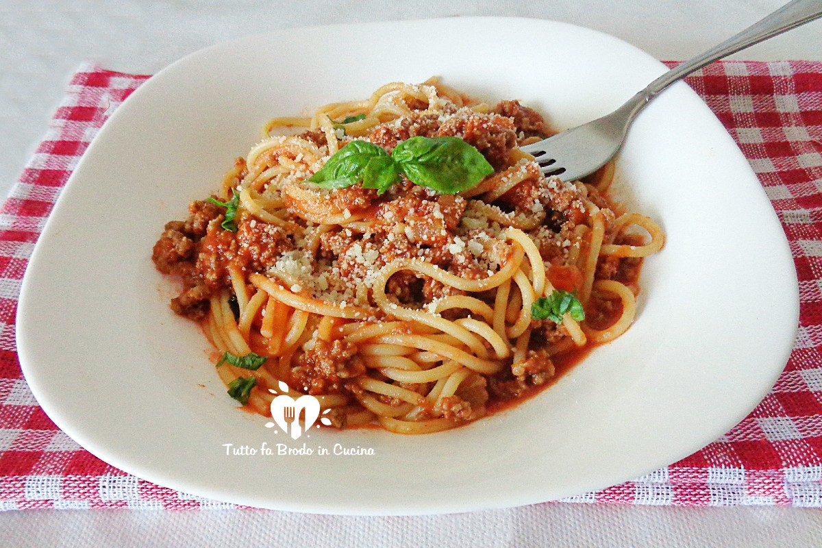 PASTA AL RAGU' VELOCE - Tutto fa Brodo in Cucina