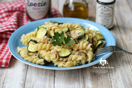 PASTA TONNO E ZUCCHINE