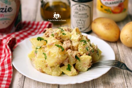 INSALATA DI PATATE CON TONNO E MAIONESE