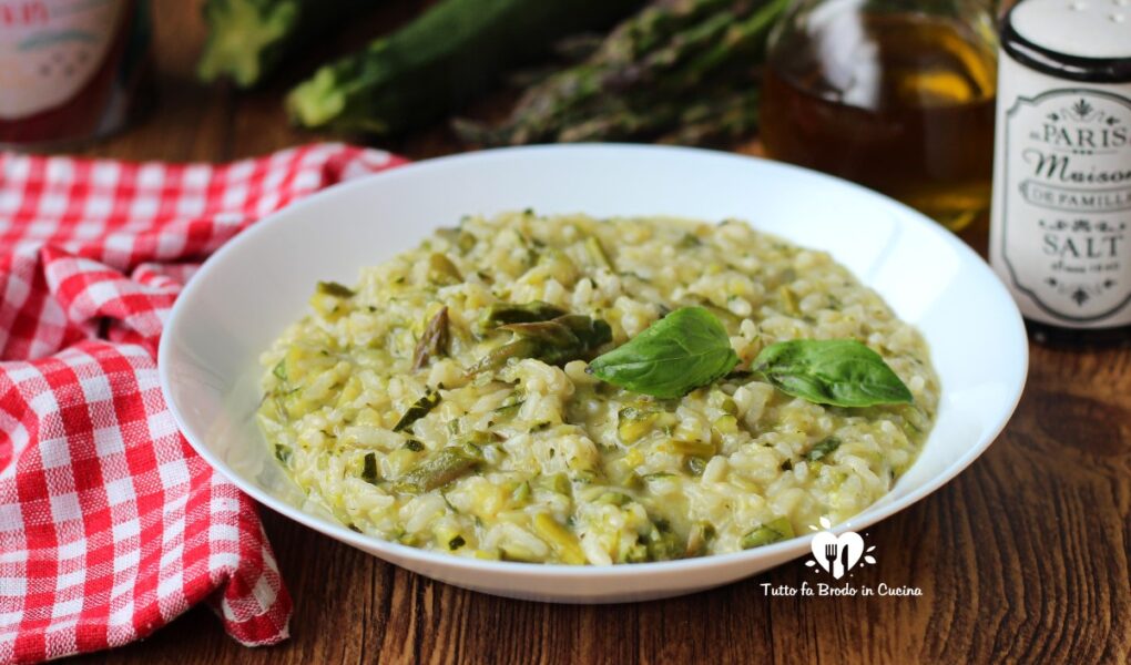 RISOTTO ALLE ZUCCHINE E ASPARAGI