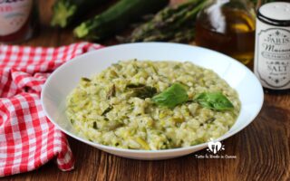 RISOTTO ALLE ZUCCHINE E ASPARAGI