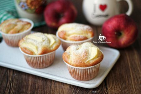 MUFFIN ALLE MELE E YOGURT SOFFICI