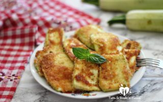 FRITTELLE DI ZUCCHINE IN PADELLA