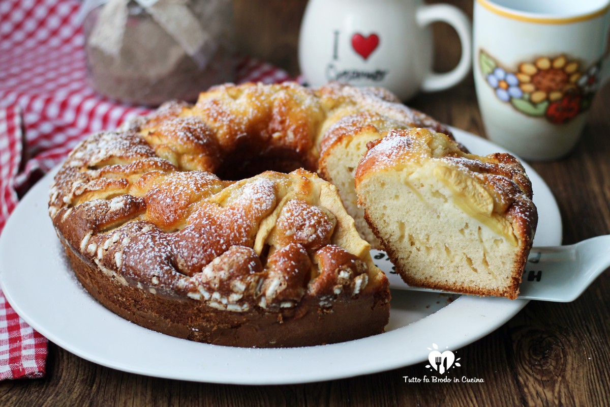 Ciambella Alle Mele E Yogurt Morbida Anche Bimby Tutto Fa Brodo In Cucina